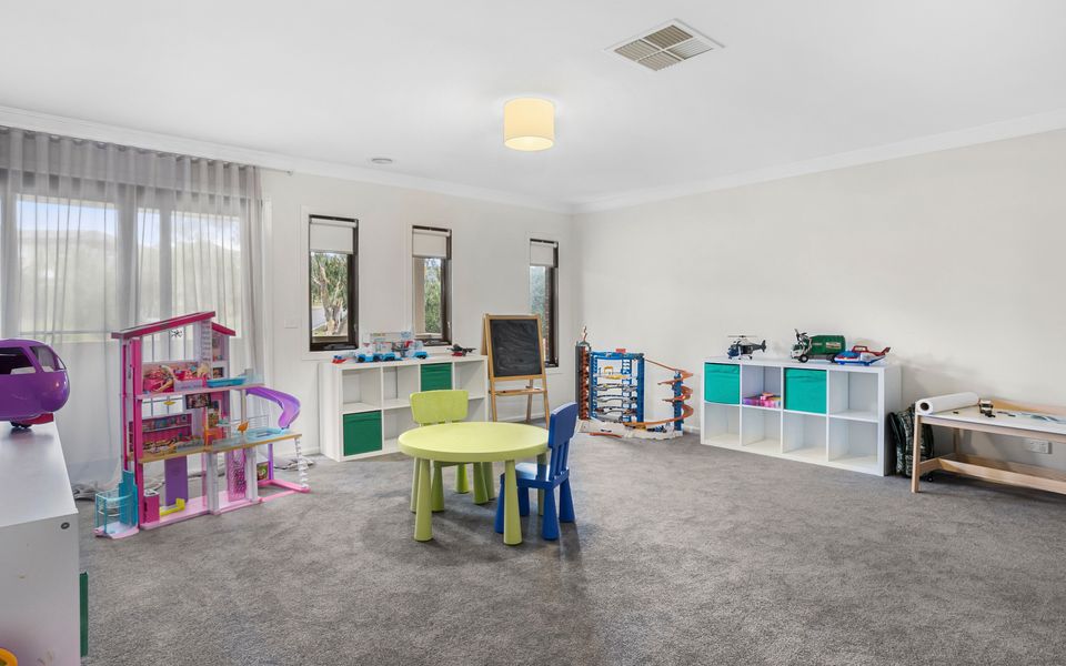 Tranquil Family Friendly, City/Bay Views, Pool and Spa - Mt Martha