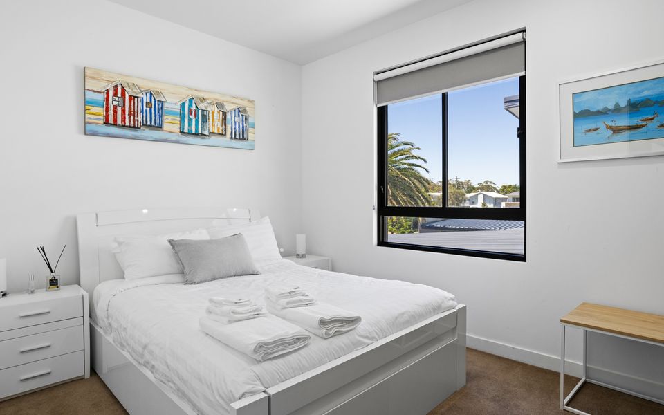 Where The Bay Meets The Marina - Family Holiday - Safety Beach