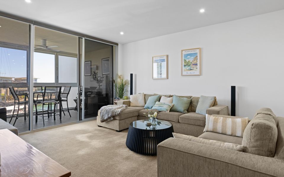 Where The Bay Meets The Marina - Family Holiday - Safety Beach