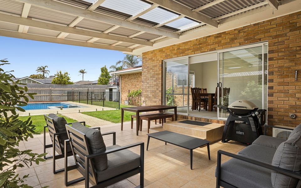 Nelly's Nook - Swimming pool and spa