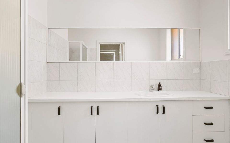 Nelly's Nook - Swimming pool and spa