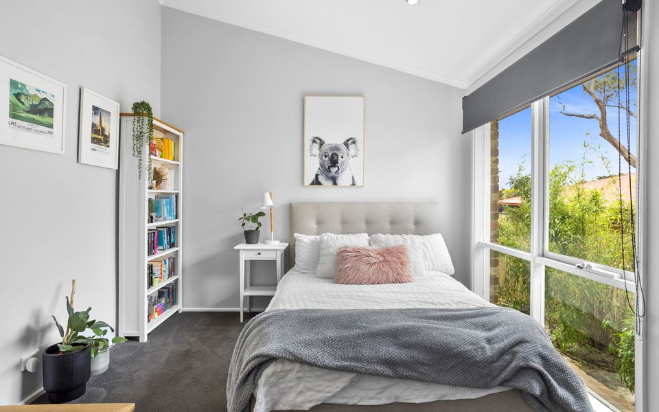 Summer Retreat with Pool