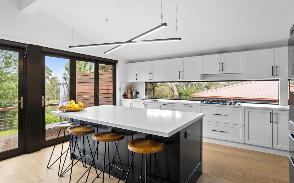 Summer Retreat with Pool