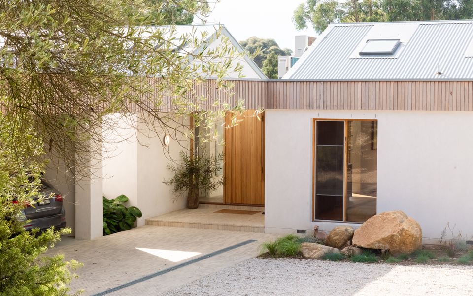 Coastal Bush Retreat