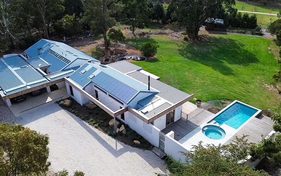 Coastal Bush Retreat