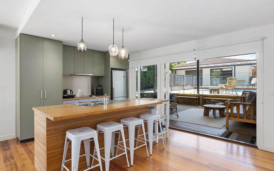 Pool, Spa and Play in Rye