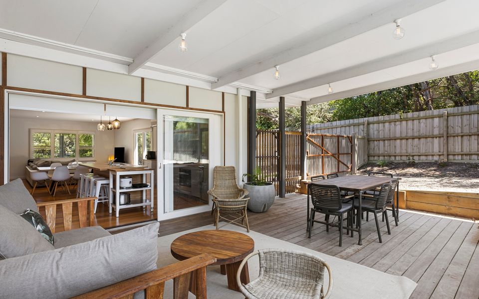 Pool, Spa and Play in Rye