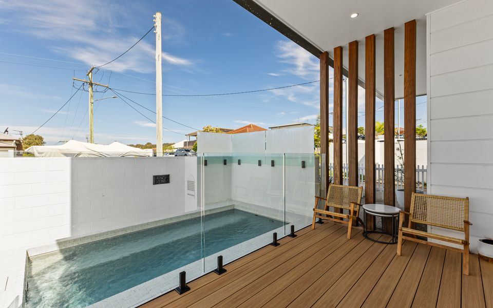 Luxe Oasis Adamstown