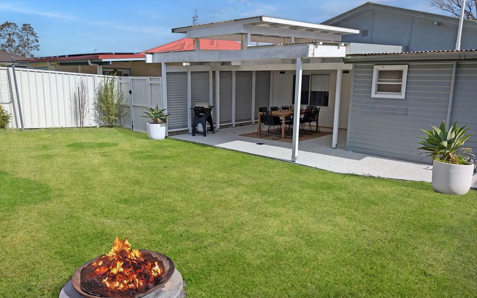 Cur46 – Husky Beach House by Experience Jervis Bay