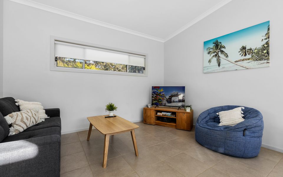 Ber1/13 – The Oasis of Calm by Experience Jervis Bay