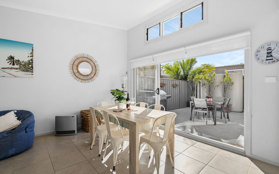 Ber1/13 – The Oasis of Calm by Experience Jervis Bay