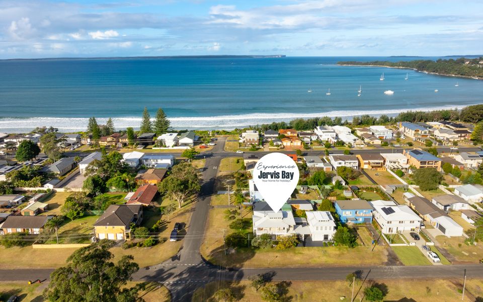 Mon12 – By the Bay by Experience Jervis Bay