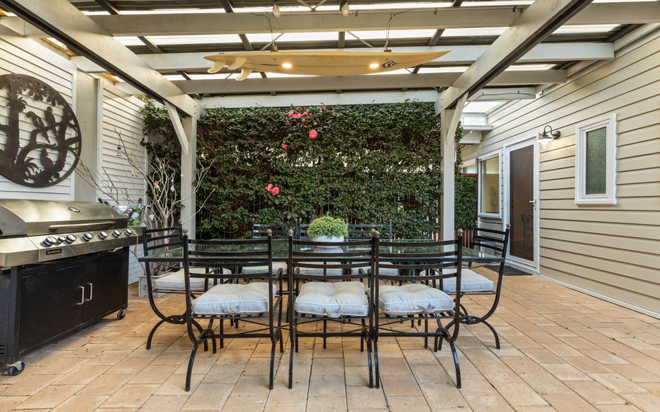 Mon12 – By the Bay by Experience Jervis Bay