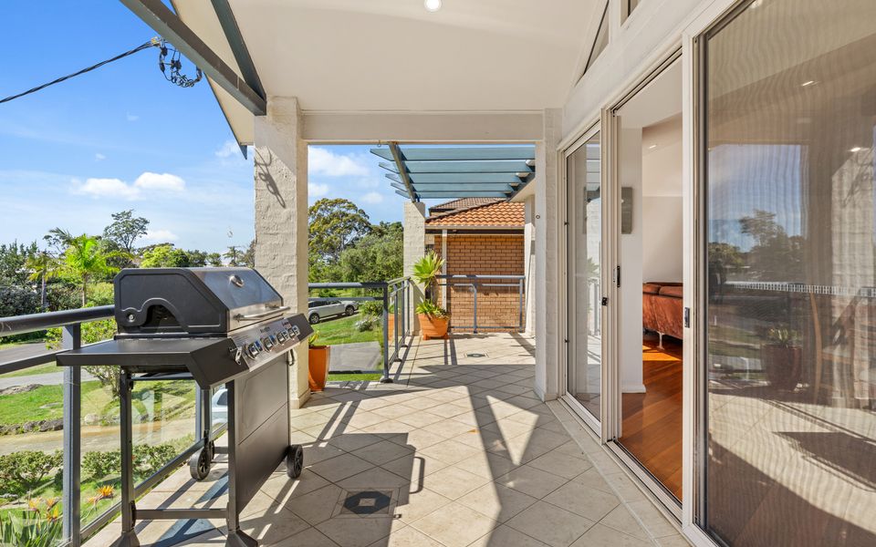 Min37 – Anatoli by Experience Jervis Bay