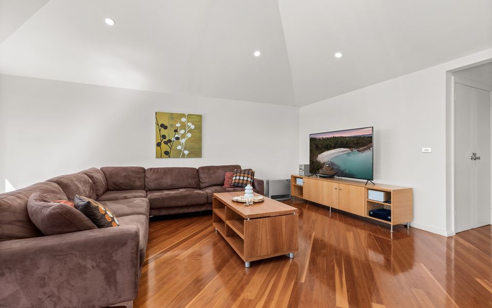 Min37 – Anatoli by Experience Jervis Bay