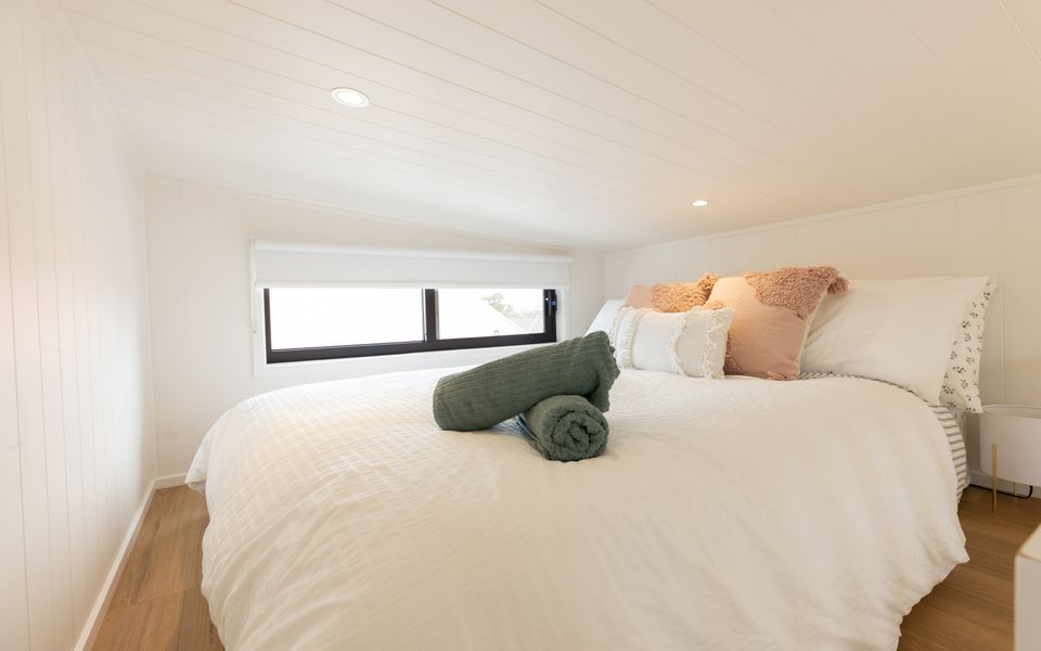 Cur46a – Husky Tiny Home by Experience Jervis Bay