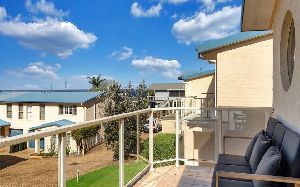 Woo23/15 – The Porthole of Huskisson by Experience Jervis Bay