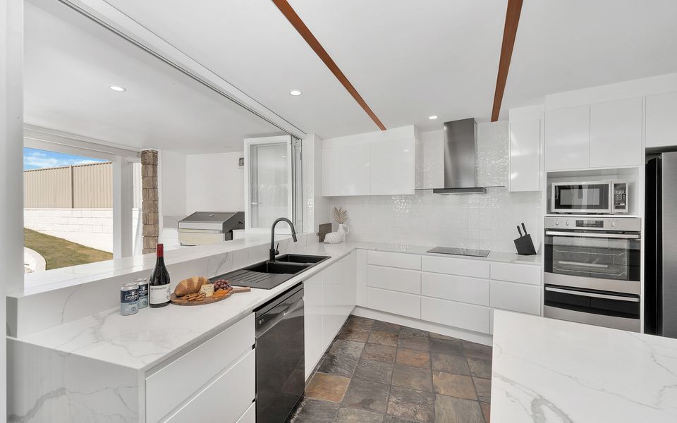 Eli104 – Ubuntu by Experience Jervis Bay