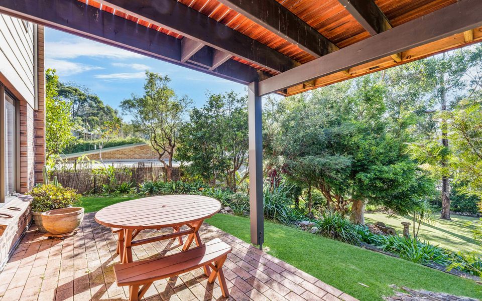 Fre72 – Fields of Green by Experience Jervis Bay