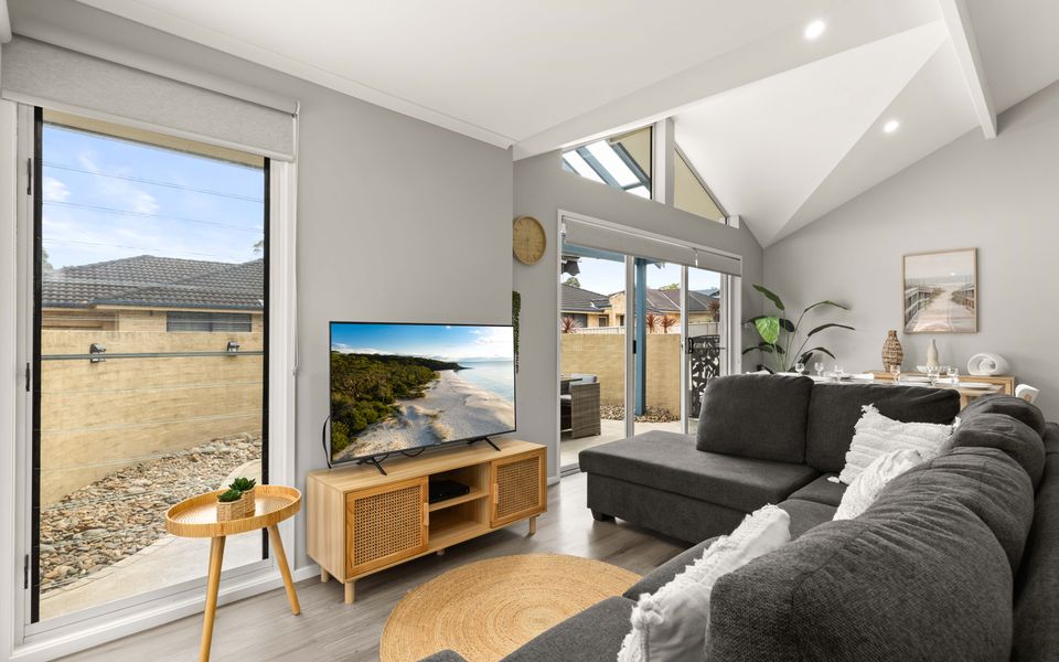 Dun1/128 – Sandy Toes by Experience Jervis Bay