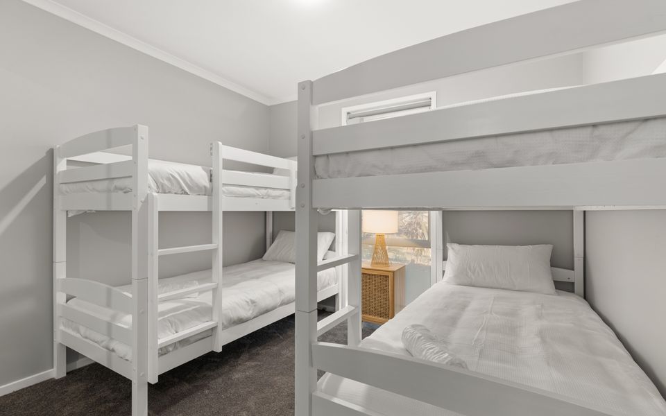 Dun1/128 – Sandy Toes by Experience Jervis Bay