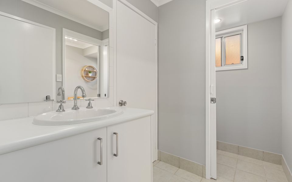 Dun1/128 – Sandy Toes by Experience Jervis Bay