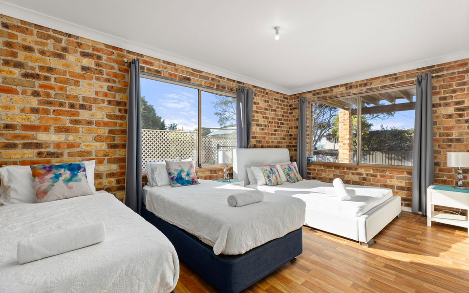 Tul10 – Absolute Blue by Experience Jervis Bay