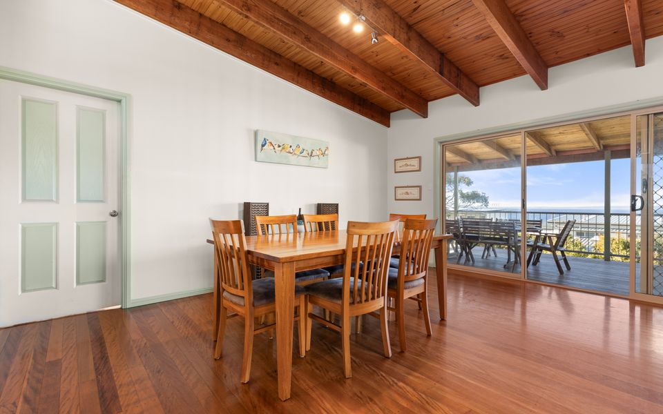 Tul10 – Absolute Blue by Experience Jervis Bay