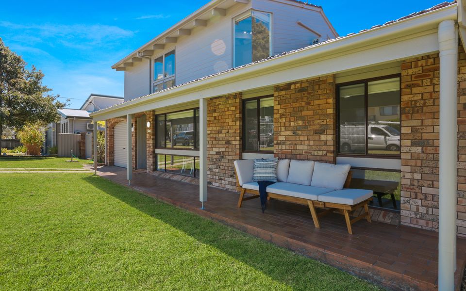 Dea18 – Sunrise Point Beach House by Experience Jervis Bay