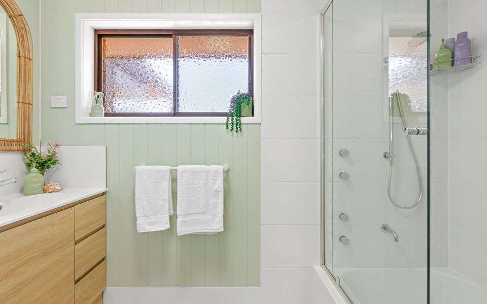 Dea18 – Sunrise Point Beach House by Experience Jervis Bay