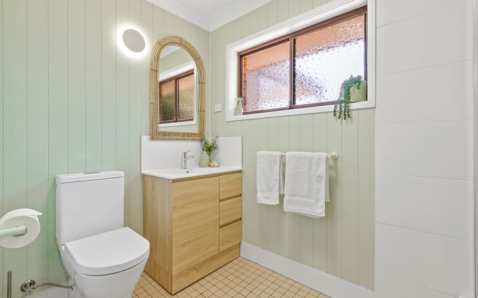 Dea18 – Sunrise Point Beach House by Experience Jervis Bay