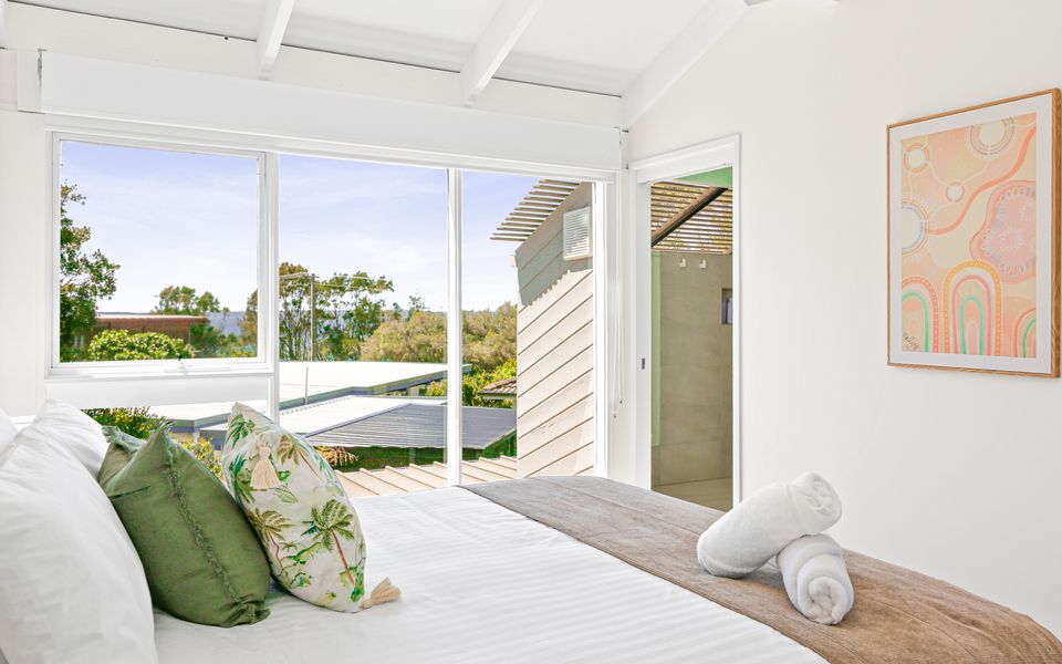 Dea18 – Sunrise Point Beach House by Experience Jervis Bay