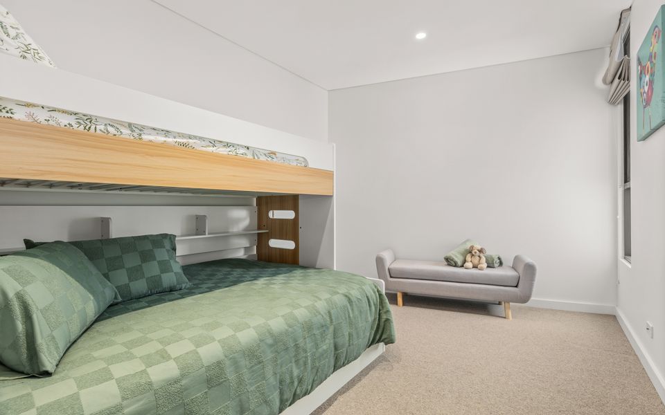 Bea202/7 – Splash by Experience Jervis Bay