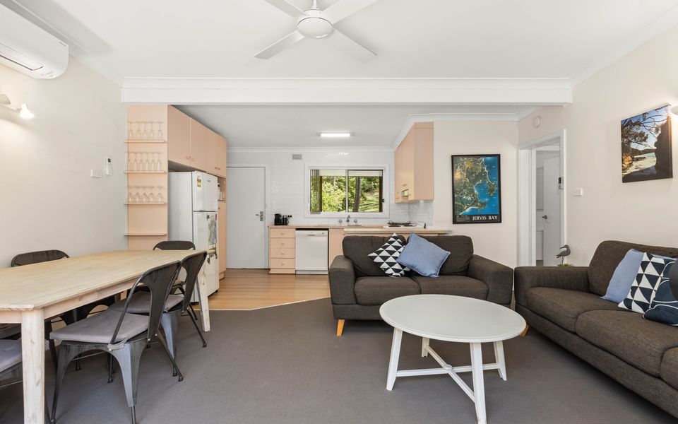 Eli405 – Rocks Place by Experience Jervis Bay