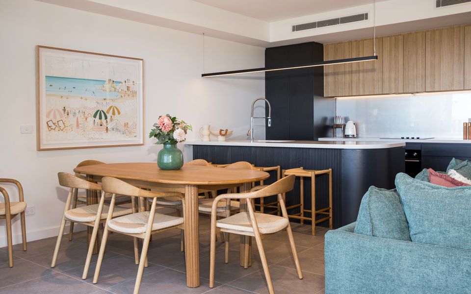 BeaG02/9 – Salty Kisses by Experience Jervis Bay