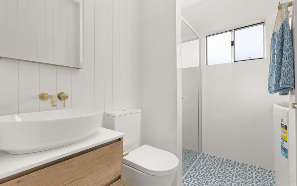 Dun79a – Blue Pearl by Experience Jervis Bay