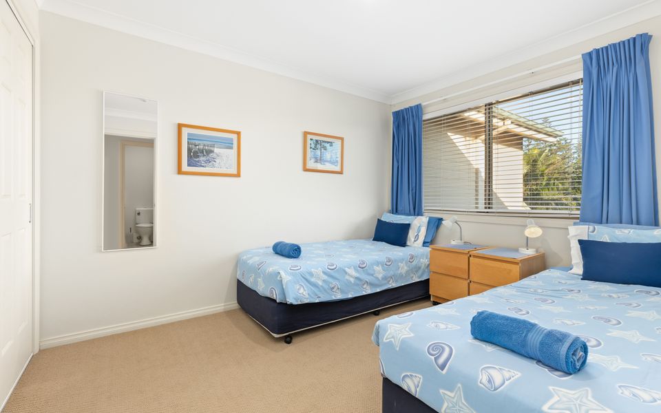 Eli2/42 – Sea Change by Experience Jervis Bay