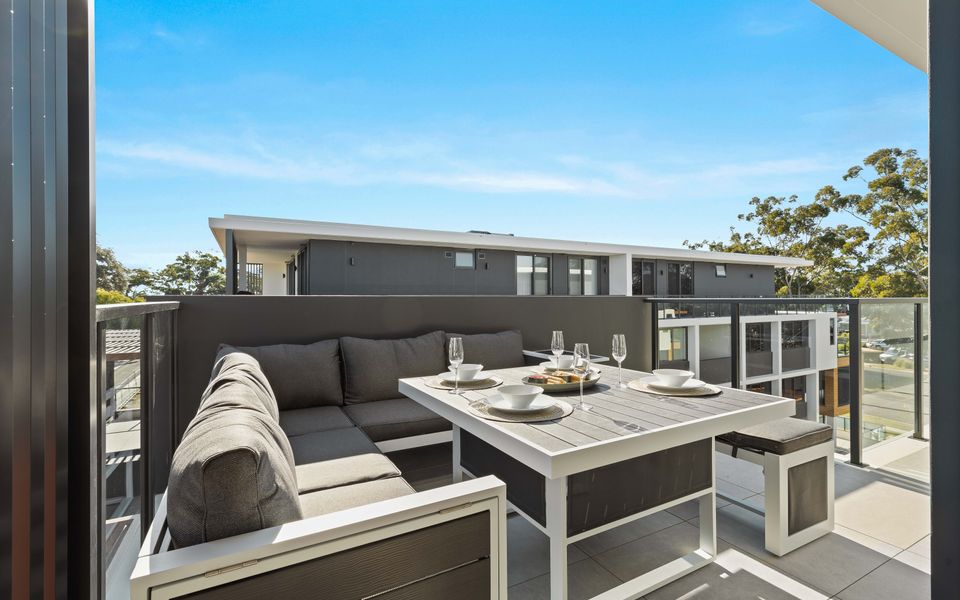 FegB302/15 – Allura Escapes by Experience Jervis Bay