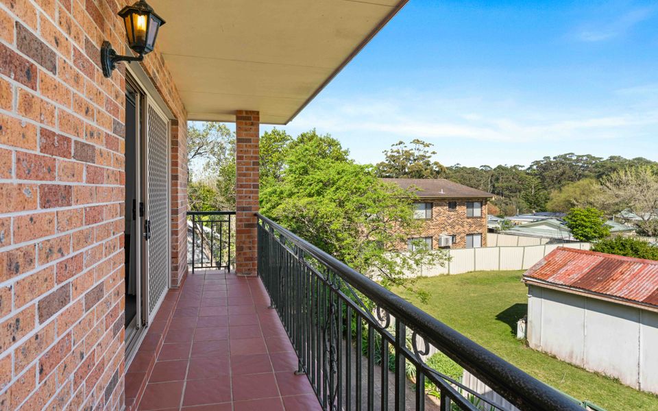 Mor3/14 – The Husky Nest by Experience Jervis Bay