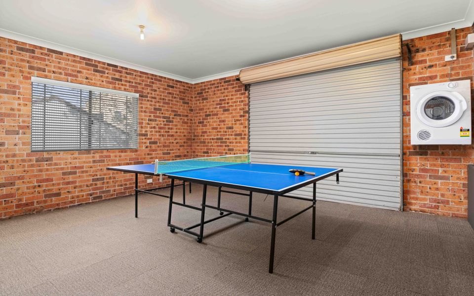 Mor3/14 – The Husky Nest by Experience Jervis Bay