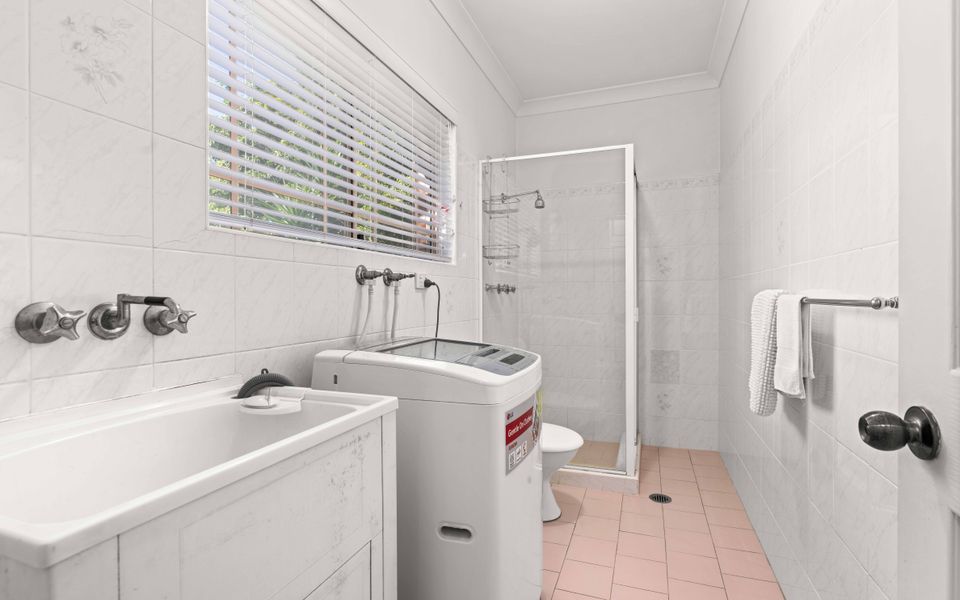 Mor3/14 – The Husky Nest by Experience Jervis Bay