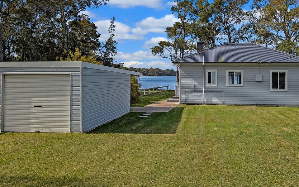 Isl12 – Billyz Basin by Experience Jervis Bay