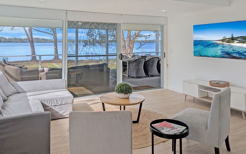 Isl12 – Billyz Basin by Experience Jervis Bay