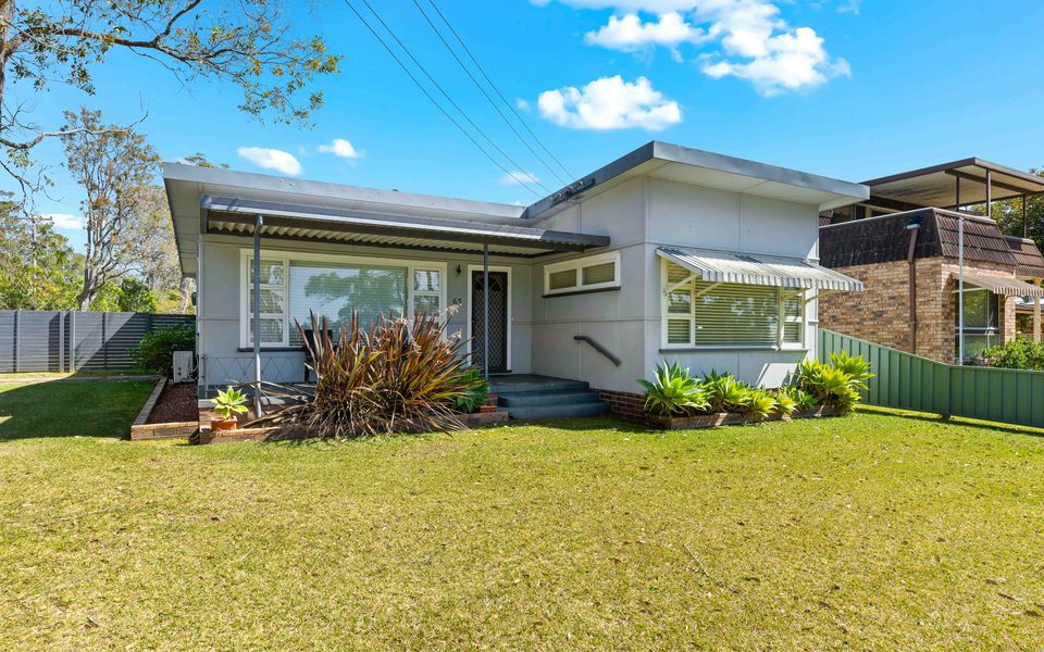 Bur63 – Huskisson Delight! by Experience Jervis Bay