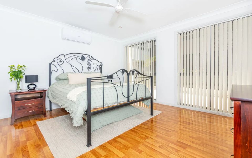 Wal42b – Poolside Oasis by Experience Jervis Bay