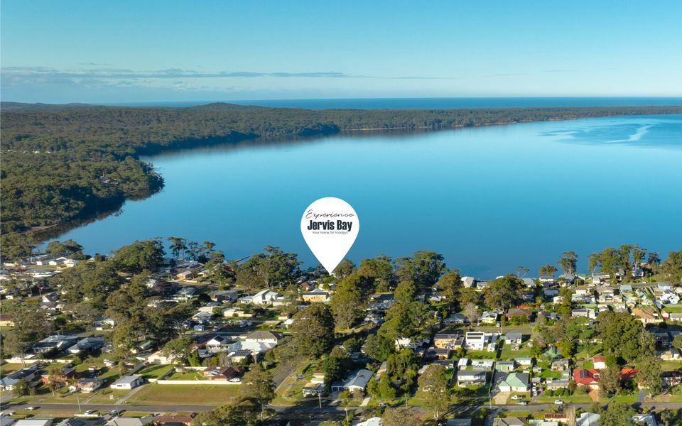 Nav135 – The Boathouse on Naval by Experience Jervis Bay