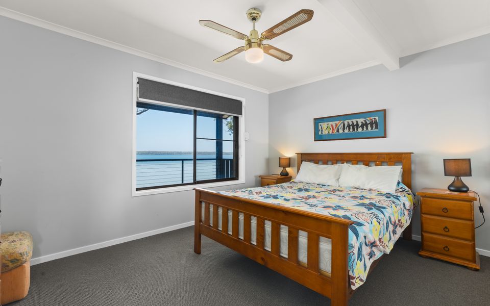 Lor26 – Sea Eagle by Experience Jervis Bay