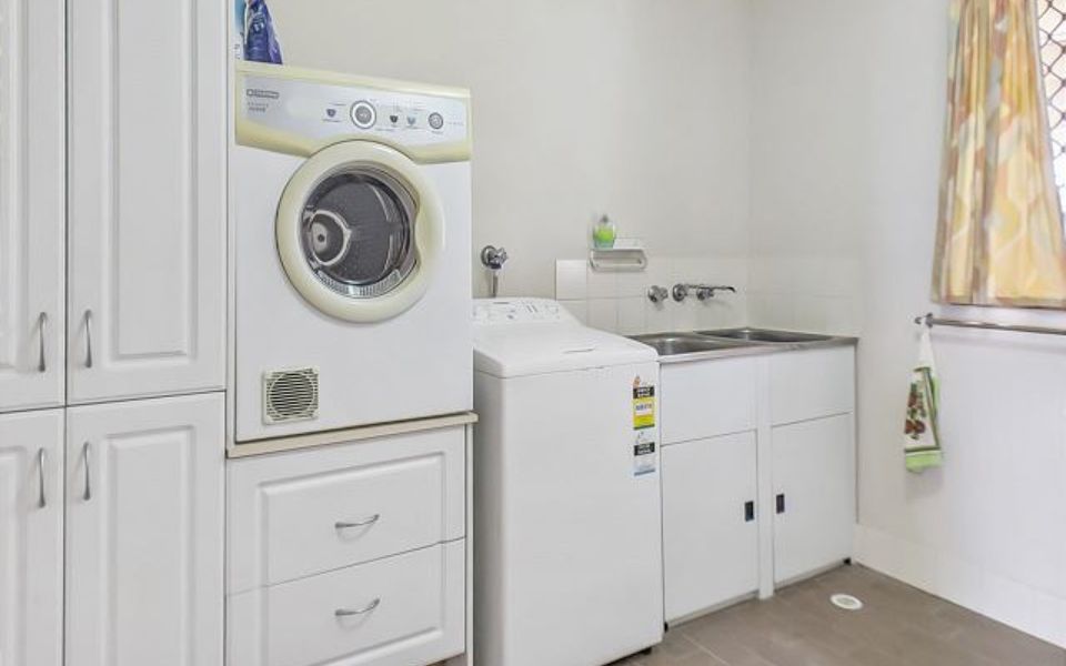 Lor26 – Sea Eagle by Experience Jervis Bay