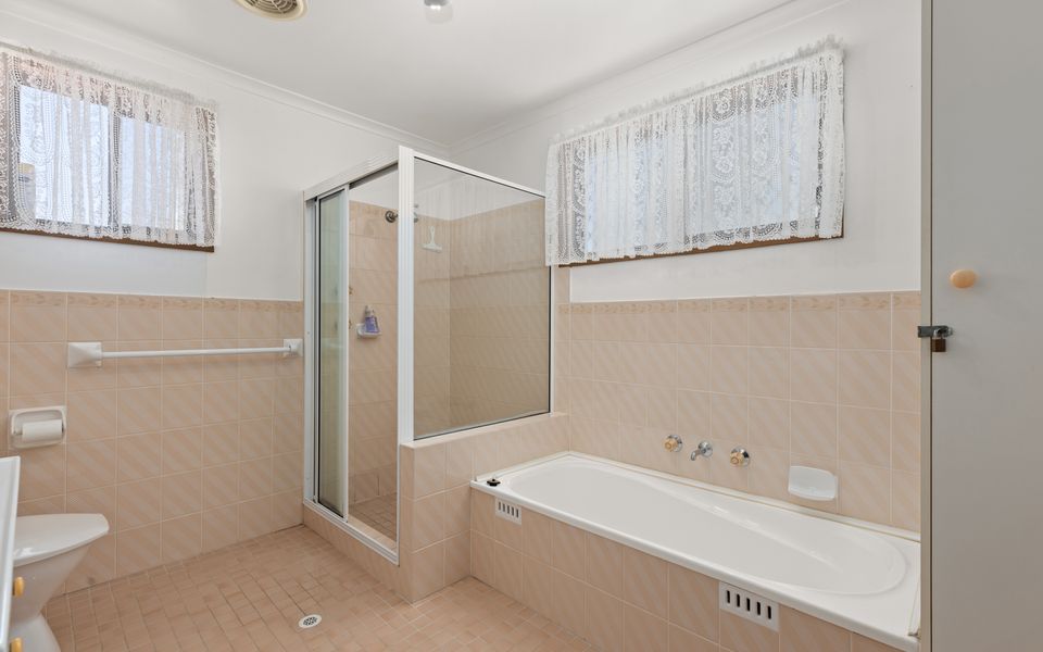 Lor26 – Sea Eagle by Experience Jervis Bay