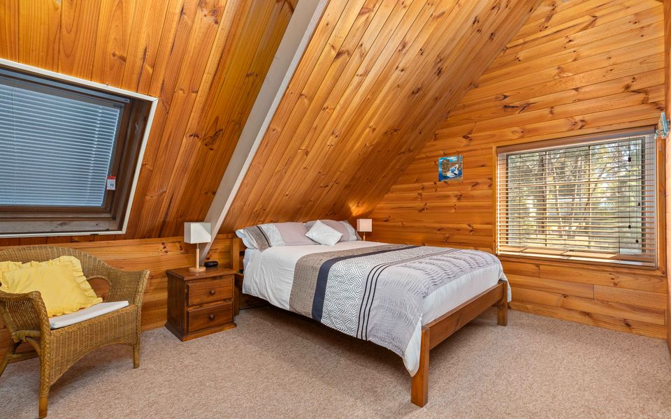 Gre140 – Halcyon on the Basin by Experience Jervis Bay